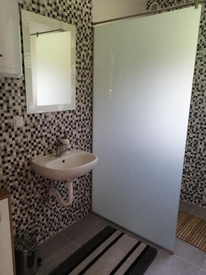 Vacation House Studenac Бихач Экстерьер фото